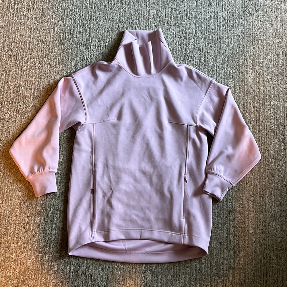 Lululemon pink/lavender turtleneck sweatshirt